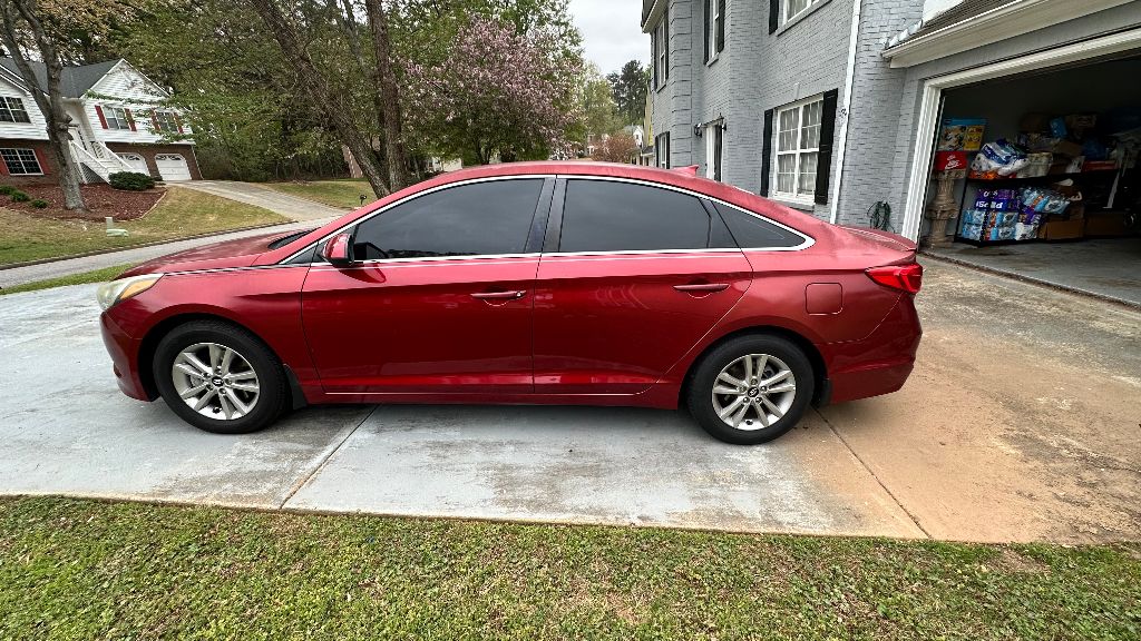 2016 Hyundai Sonata - $9,900
