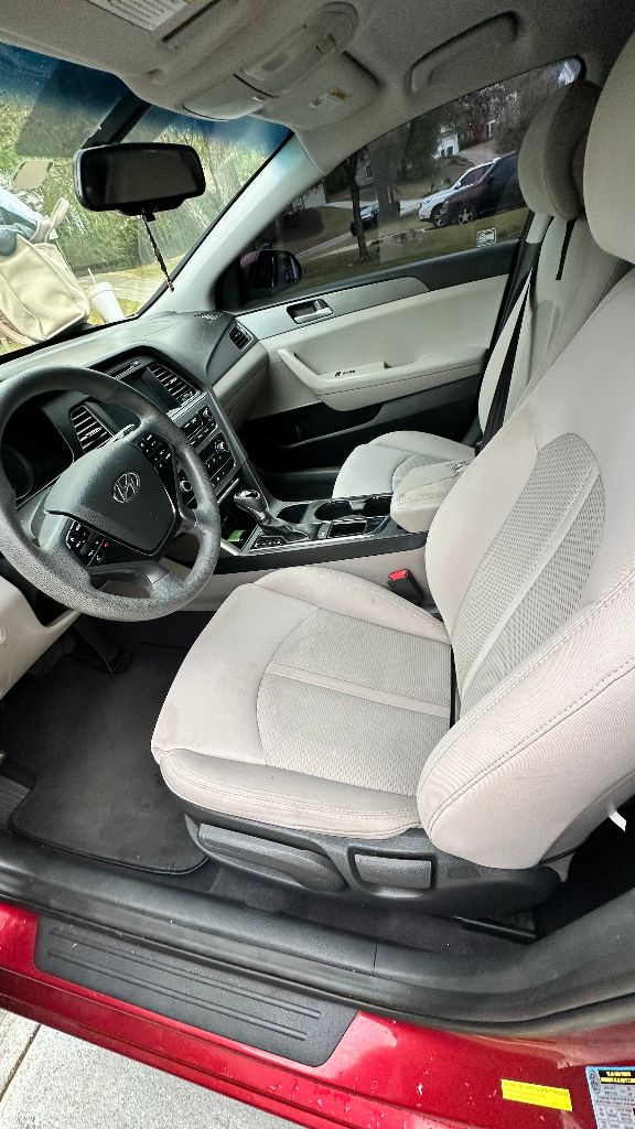 2016 Hyundai Sonata - $9,900