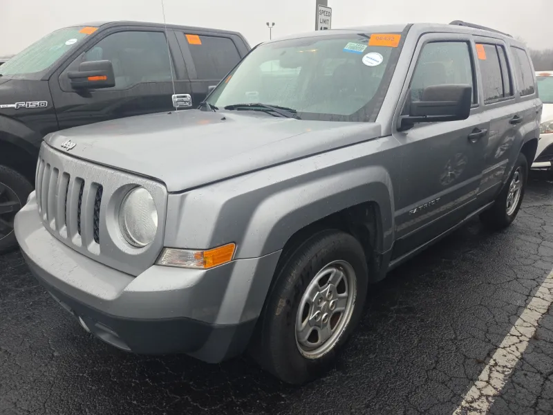 2017 Jeep Patriot - $6,800