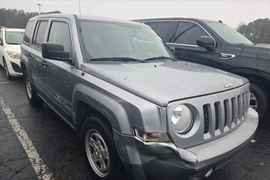 2017 Jeep Patriot - $6,800