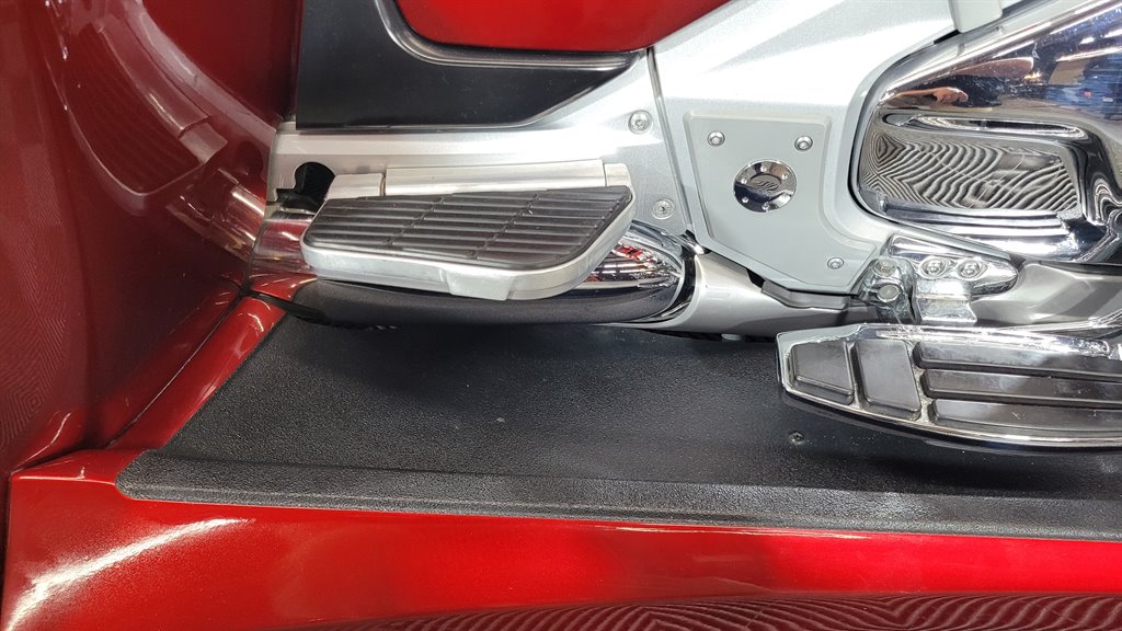 2010 Honda Goldwing GL1800 Road - $25,000