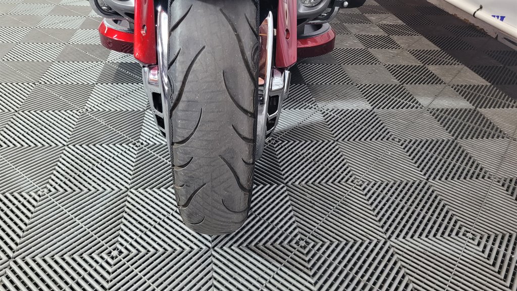 2010 Honda Goldwing GL1800 Road - $25,000