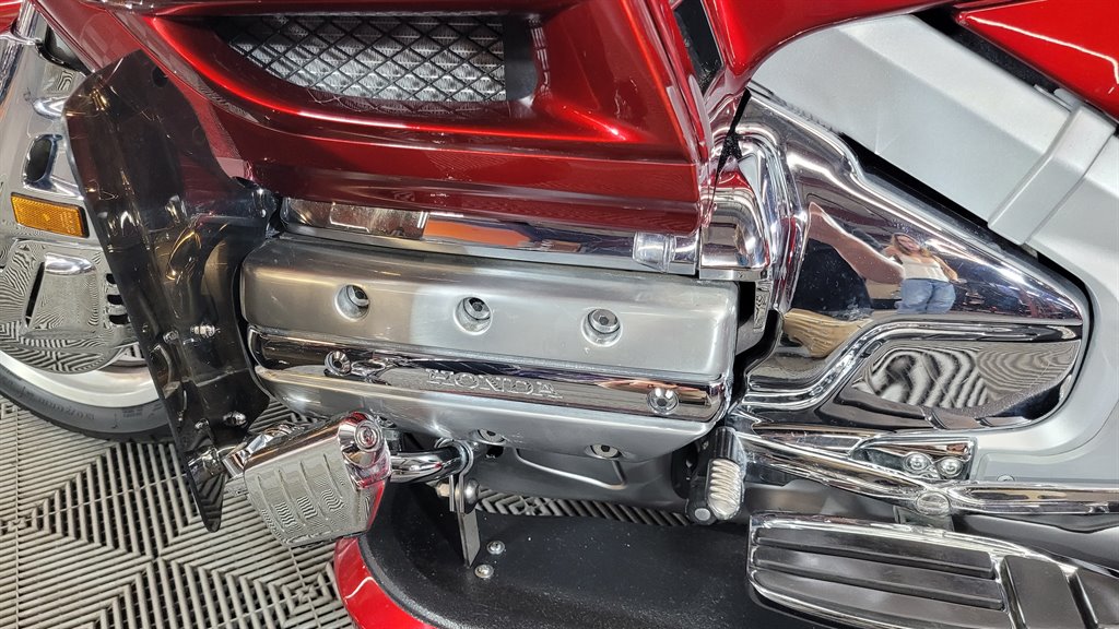 2010 Honda Goldwing GL1800 Road - $25,000
