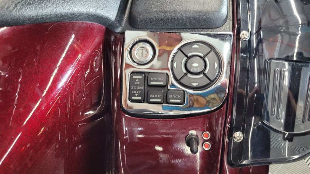 2008 Honda Gold Wing - $20,000