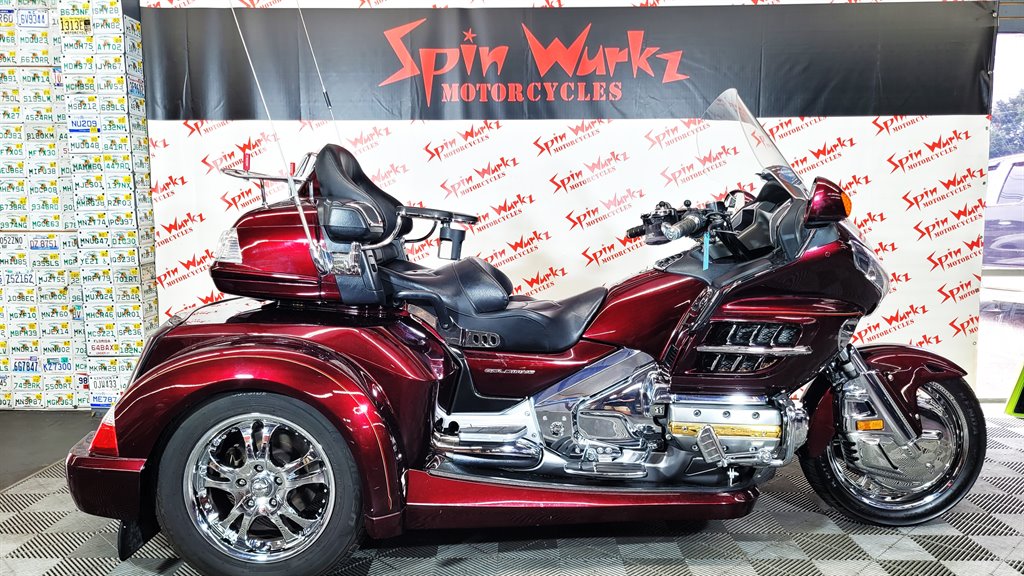 2008 Honda Gold Wing - $20,000