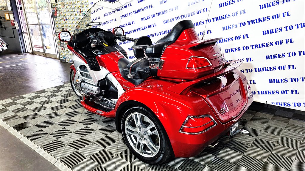 2012 Honda Goldwing GL1800 CSC  - $28,000