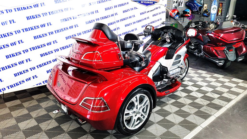 2012 Honda Goldwing GL1800 CSC  - $28,000