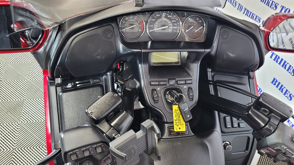 2012 Honda Goldwing GL1800 CSC  - $28,000