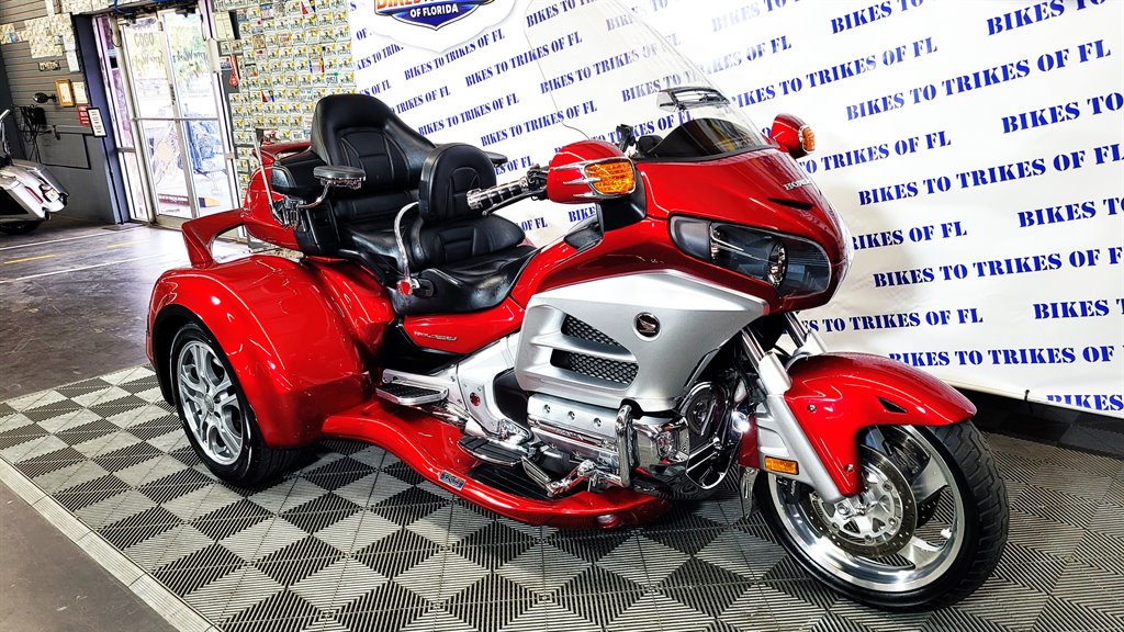 2012 Honda Goldwing GL1800 CSC  - $28,000