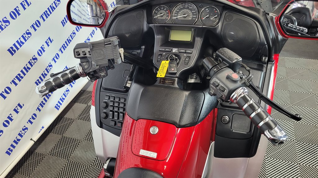 2012 Honda Goldwing GL1800 CSC  - $28,000