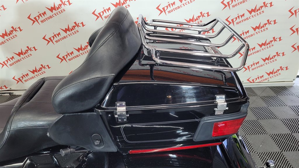 2011 Harley Davidson Ultra Classic Flhtcu - $23,000