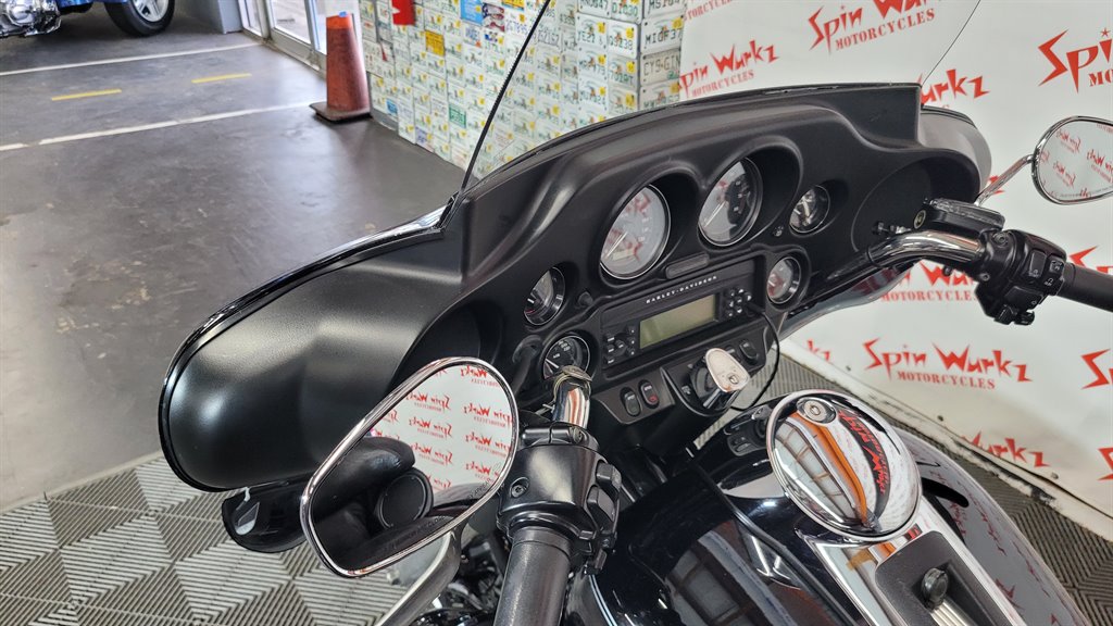 2011 Harley Davidson Ultra Classic Flhtcu - $23,000