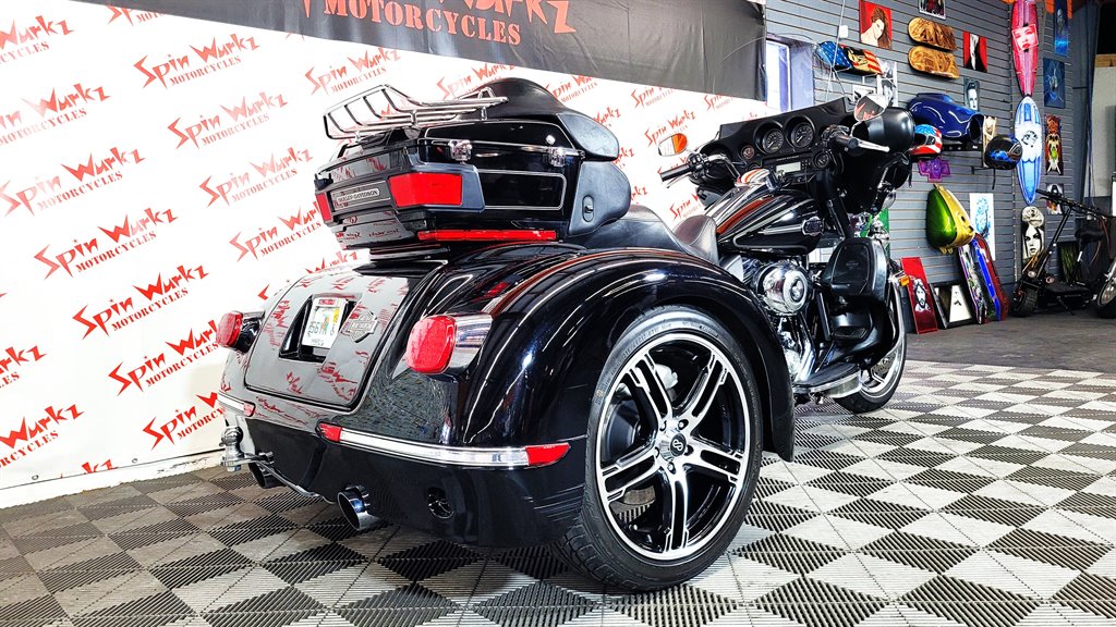 2011 Harley Davidson Ultra Classic Flhtcu - $23,000