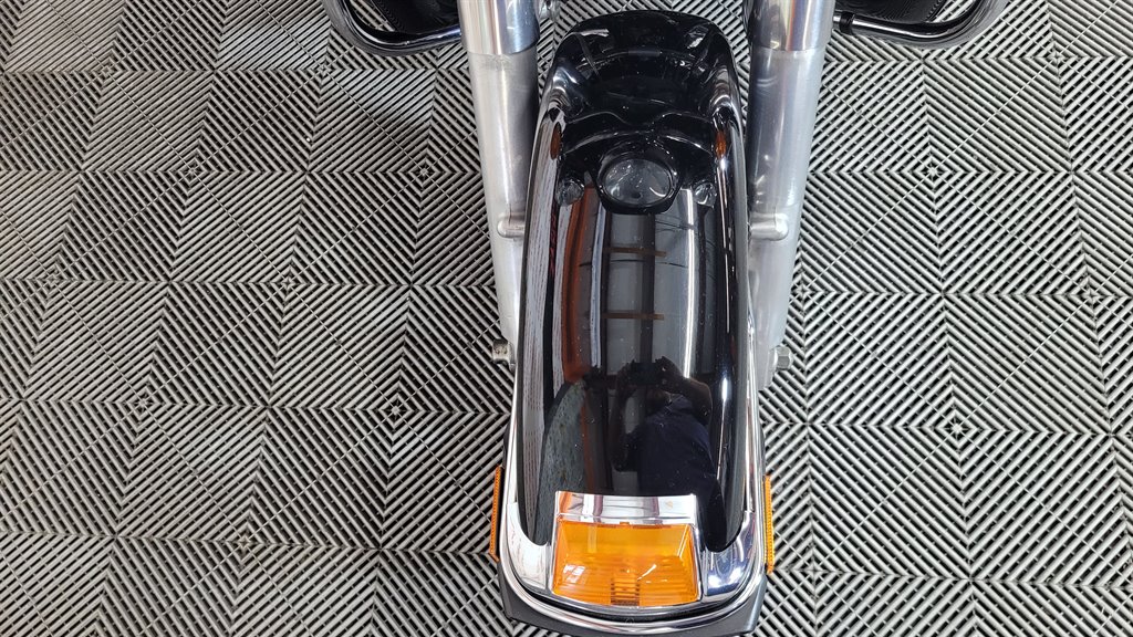 2011 Harley Davidson Ultra Classic Flhtcu - $23,000