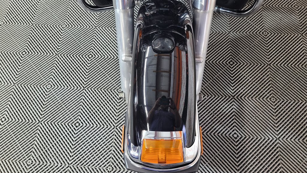2011 Harley Davidson Ultra Classic Flhtcu - $23,000
