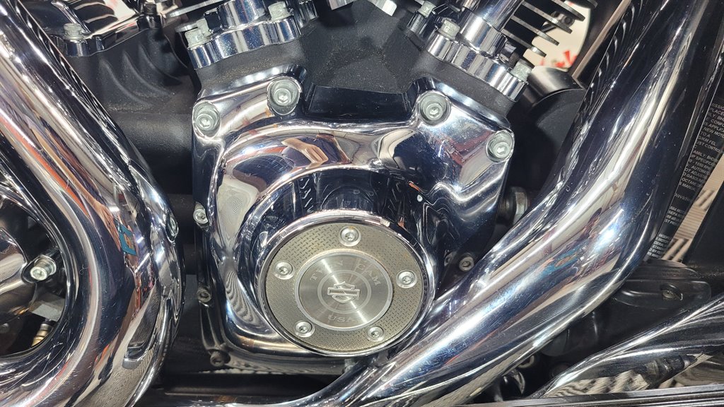 2011 Harley Davidson Ultra Classic Flhtcu - $23,000