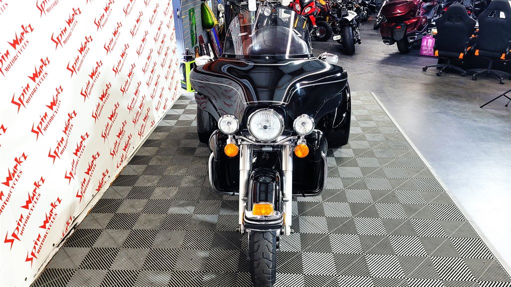 2011 Harley Davidson Ultra Classic Flhtcu - $23,000