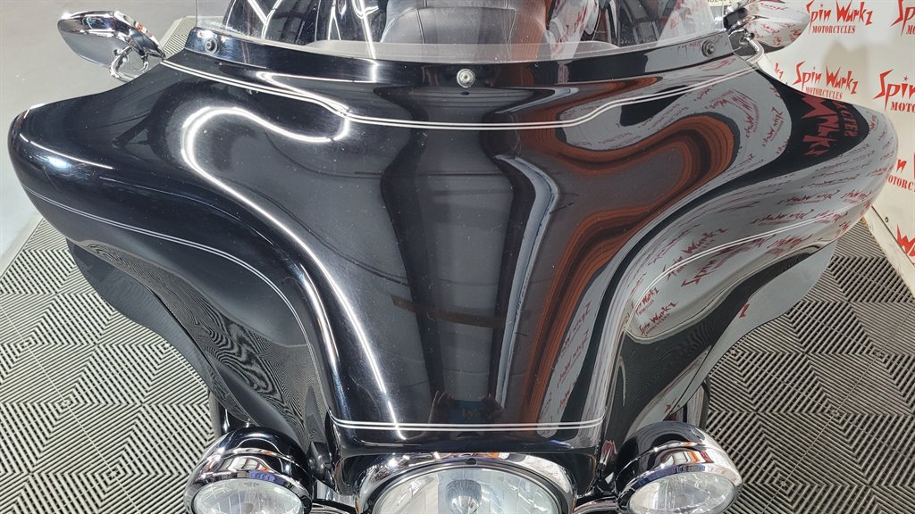 2011 Harley Davidson Ultra Classic Flhtcu - $23,000