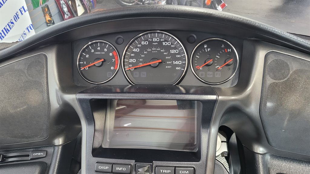 2008 Honda Gold Wing - $19,000