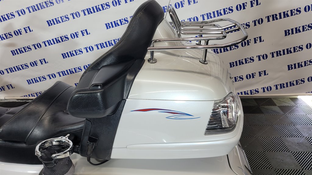 2008 Honda Gold Wing - $19,000