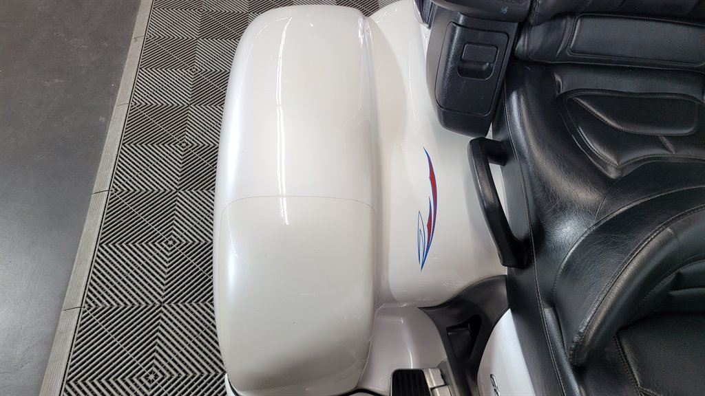 2008 Honda Gold Wing - $19,000