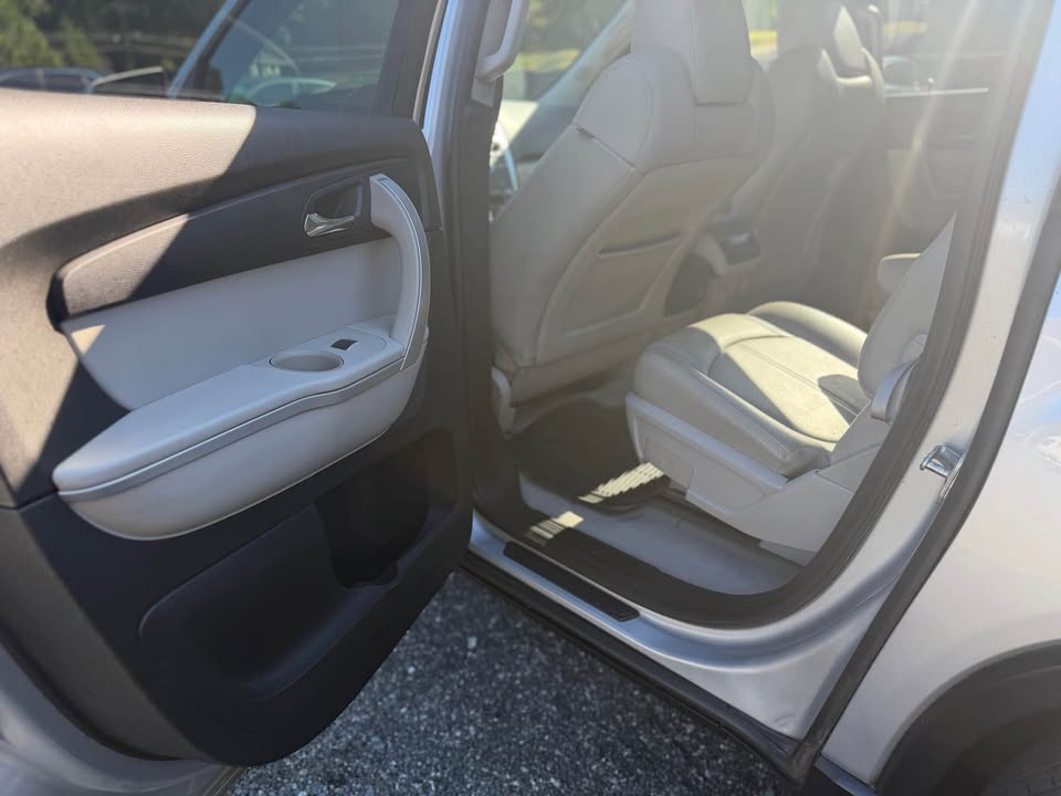 2012 GMC Acadia