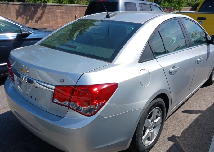 2016 Chevrolet Cruze - $6,500