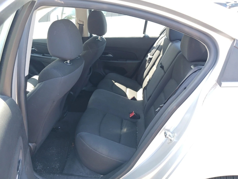 2016 Chevrolet Cruze - $6,500