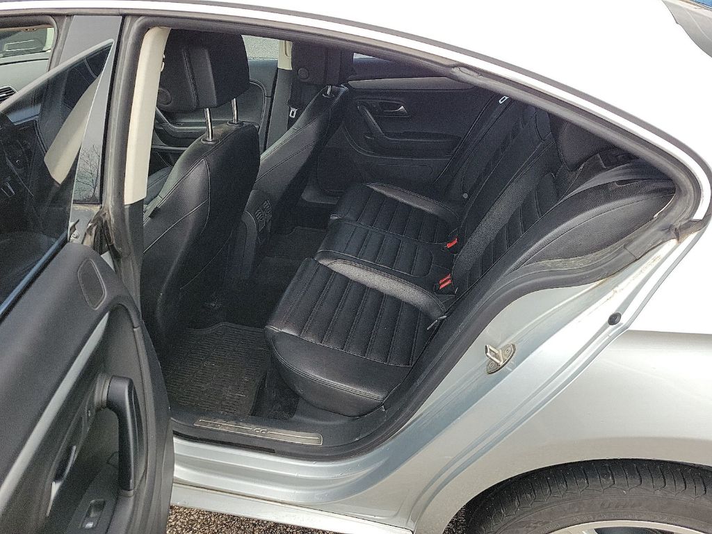 2014 Volkswagen CC - $5,400