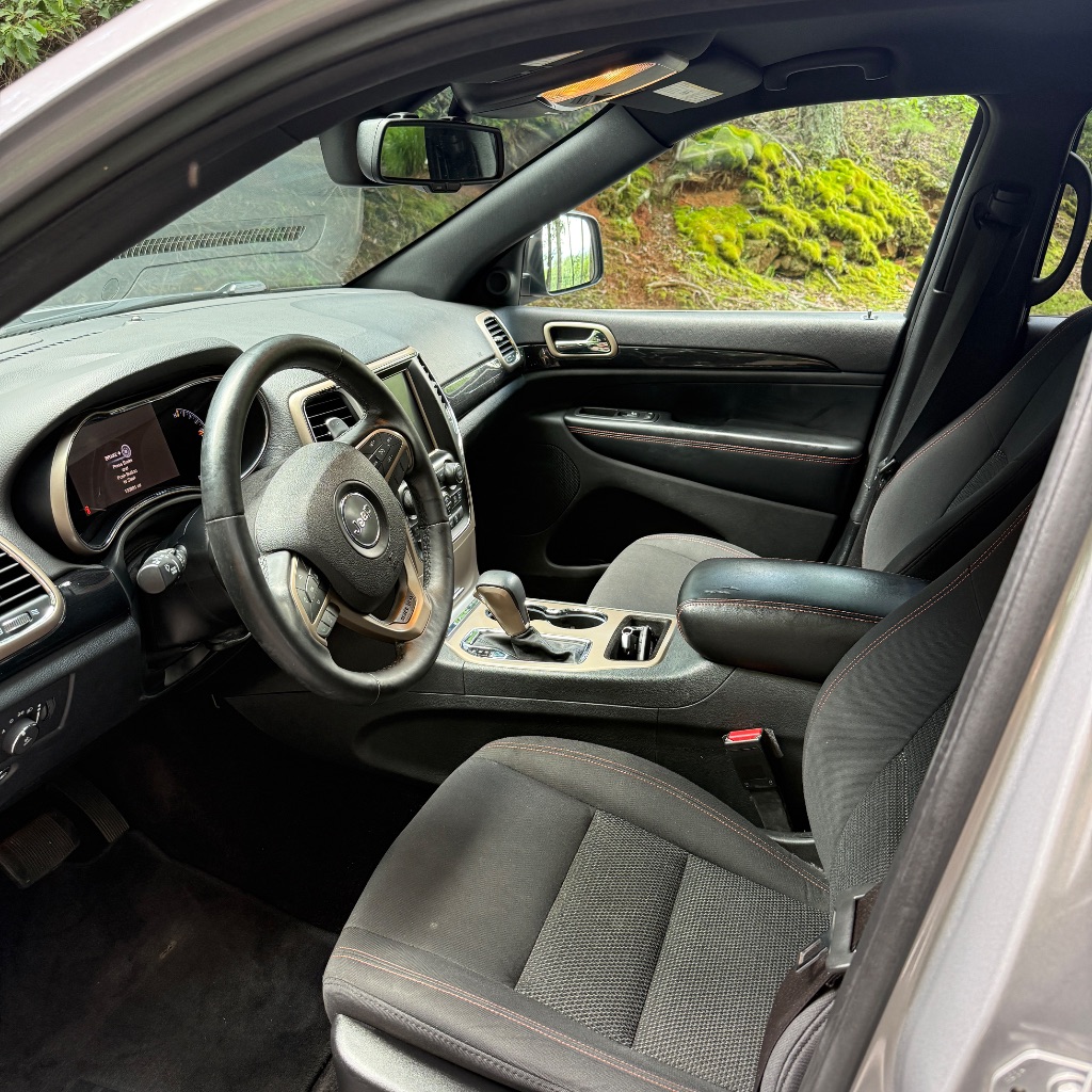 2016 Jeep Cherokee - $9,500