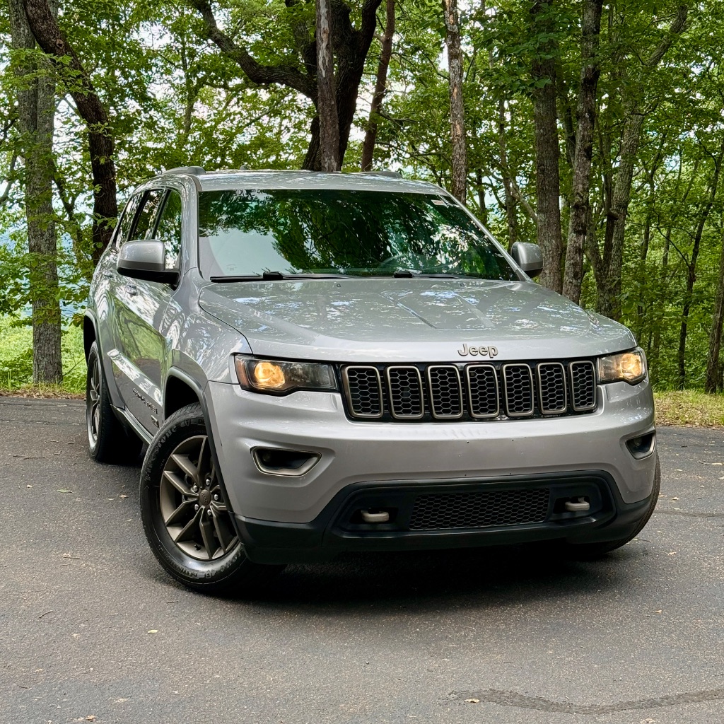 2016 Jeep Cherokee - $9,500