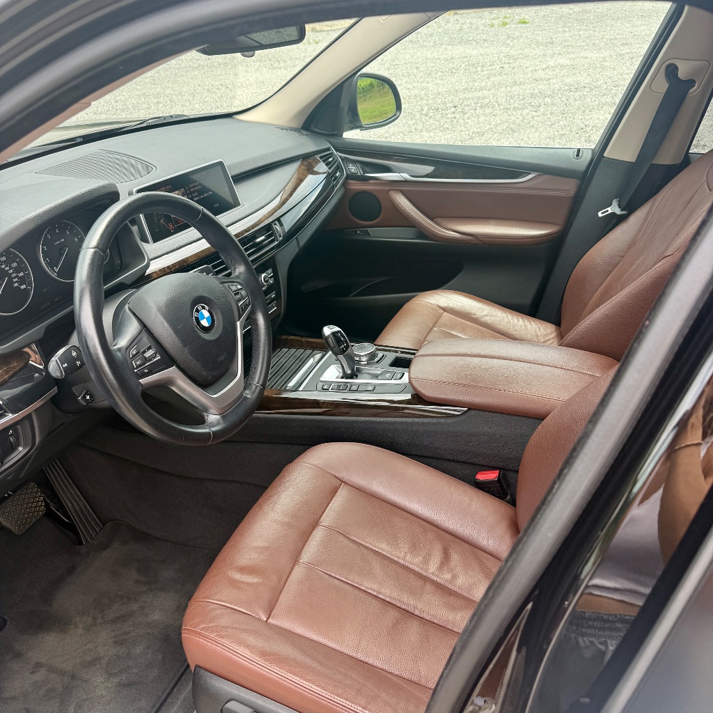 2015 BMW X5 - $8,500