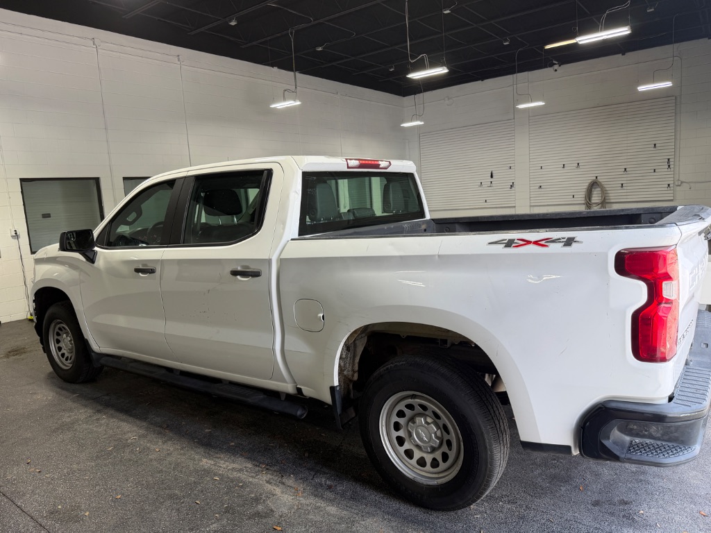 2021 Chevrolet Silverado 1500 - $15,999