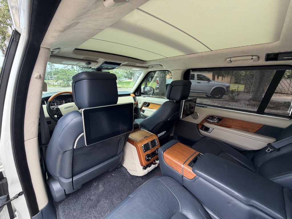 2020 Land Rover Range Rover - $47,500