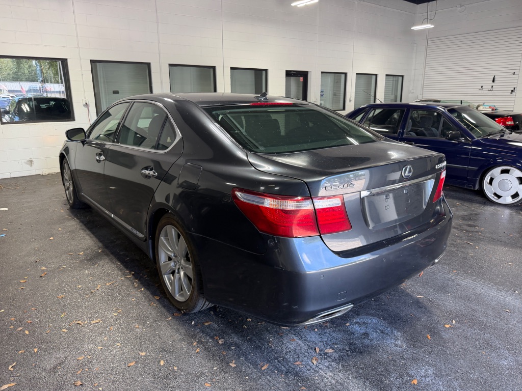 2008 Lexus LS - $8,500