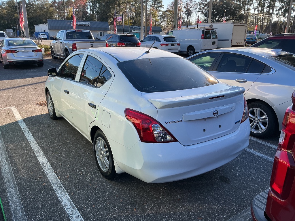 2014 Nissan Versa - $7,999