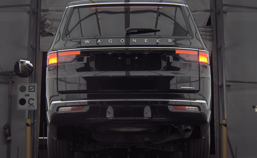 2024 Jeep Wagoneer L - $39,999