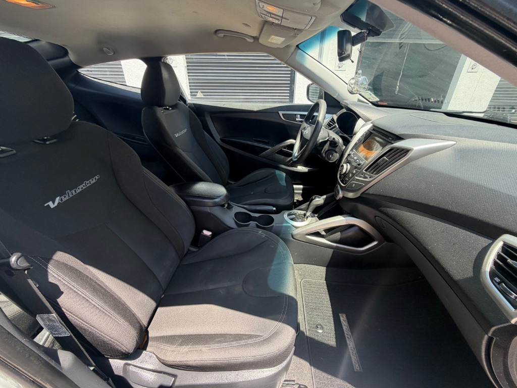 2012 Hyundai Veloster - $7,495