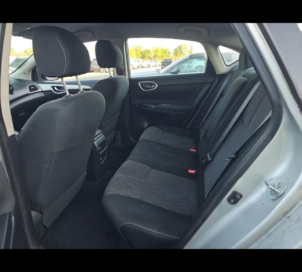 2015 Nissan Sentra - $7,500