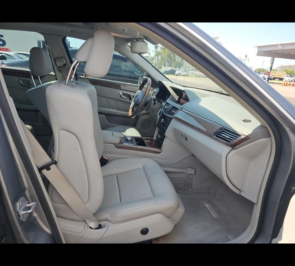 2011 Mercedes-Benz E-Class - $7,999