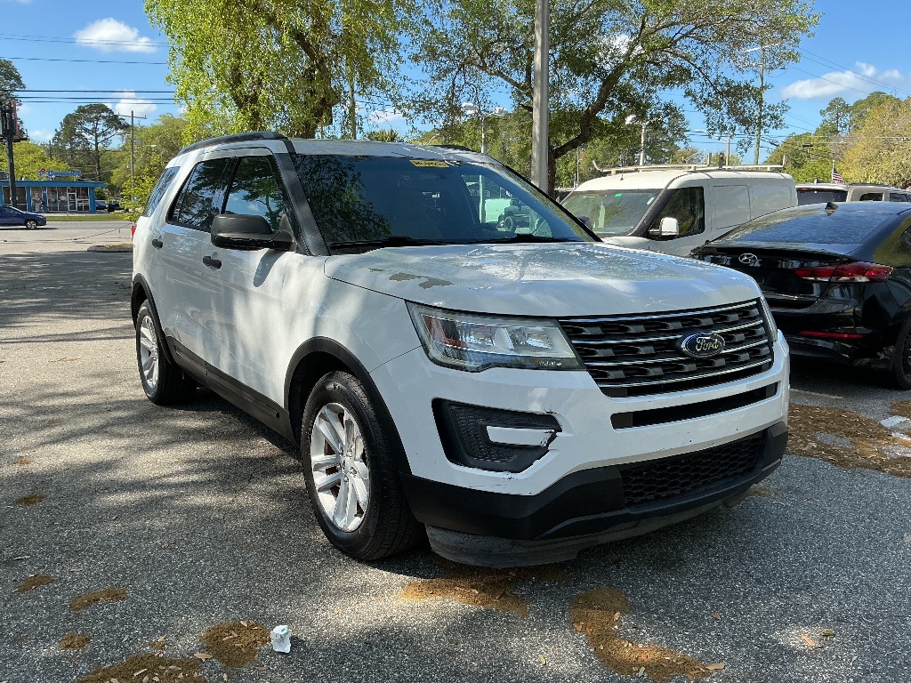 White 2016 Ford Explorer Base SUV / Crossover Front-Wheel Drive Automatic