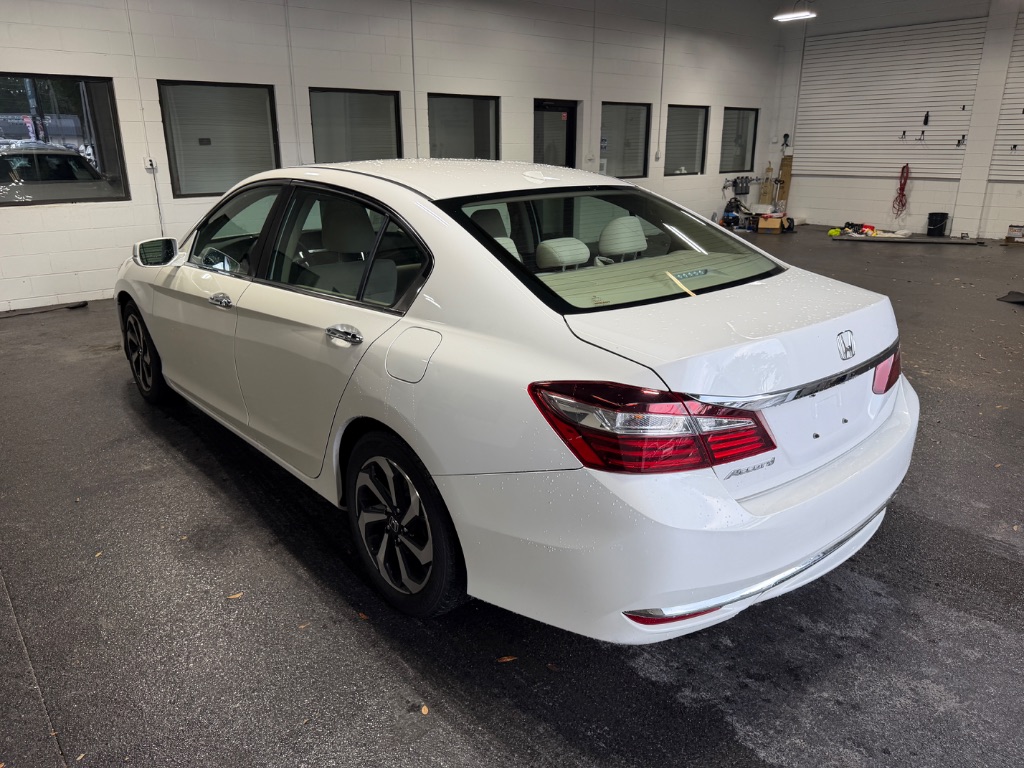 2016 Honda Accord - $17,220