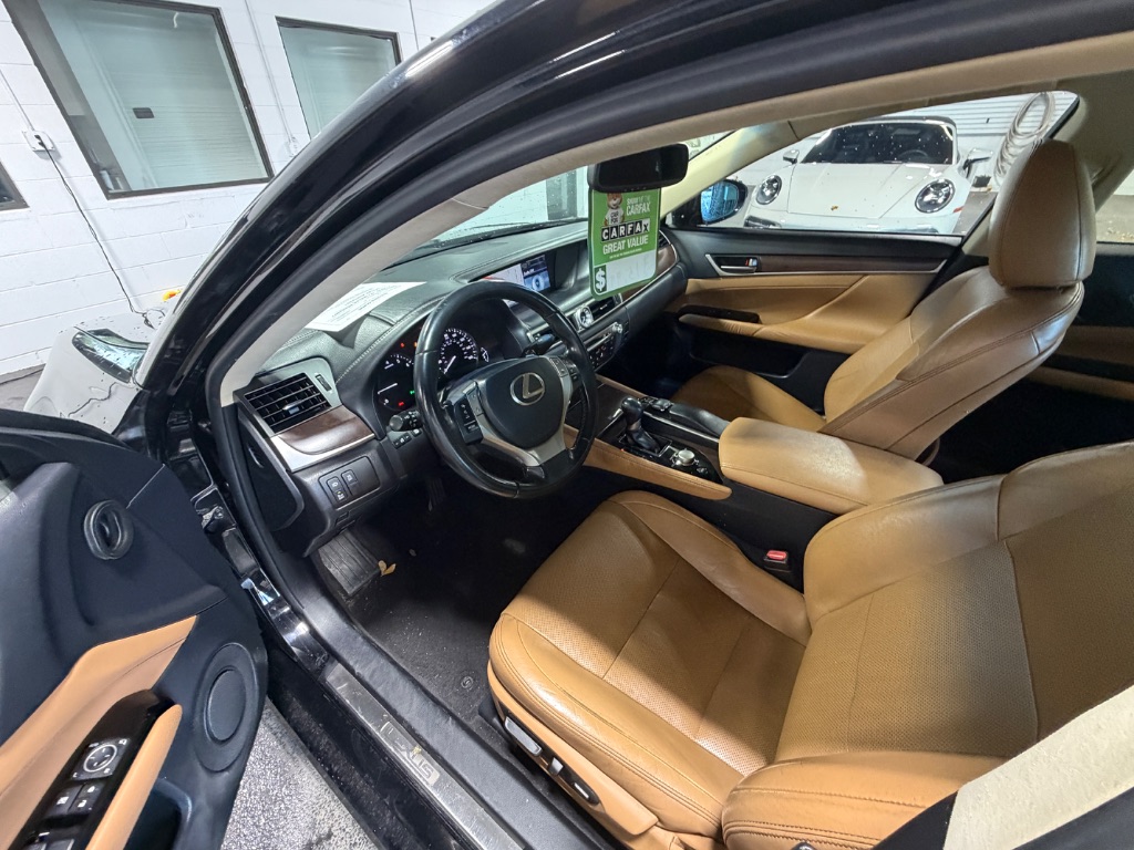 2014 Lexus GS - $15,999