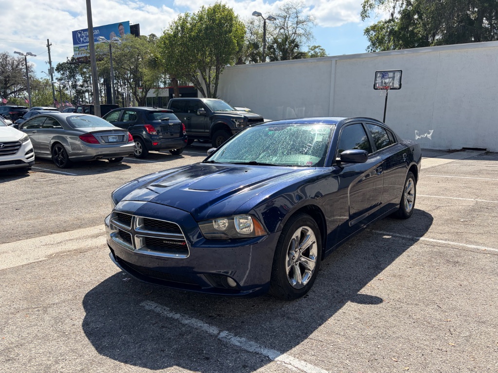 Blue 2014 Dodge Charger SXT RWD Sedan Rear-Wheel Drive Automatic