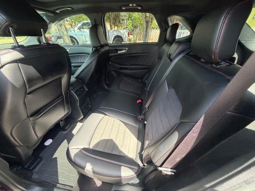 2020 Ford Edge - $24,000