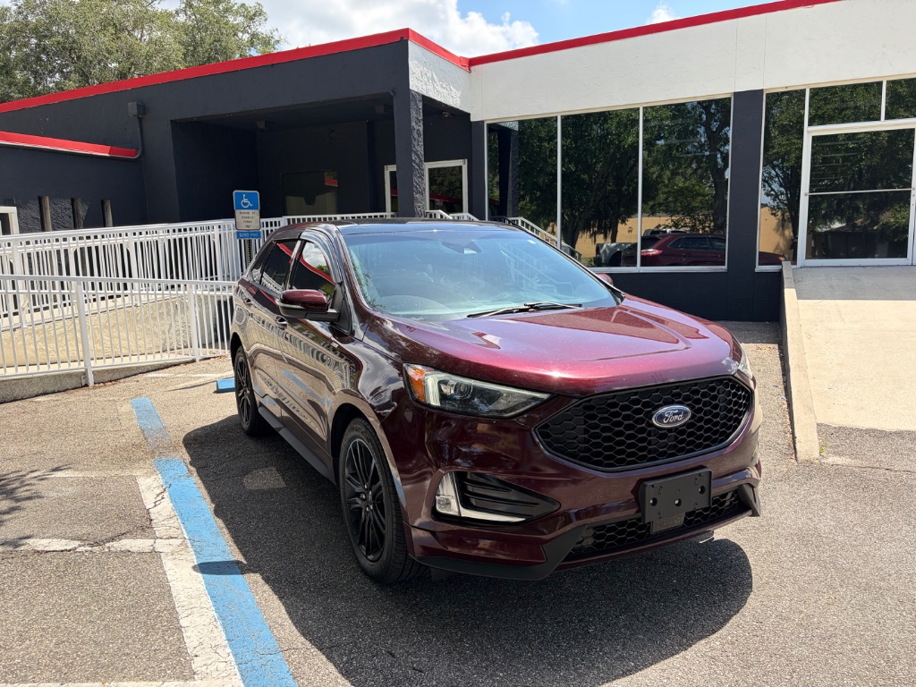 2020 Ford Edge - $24,000