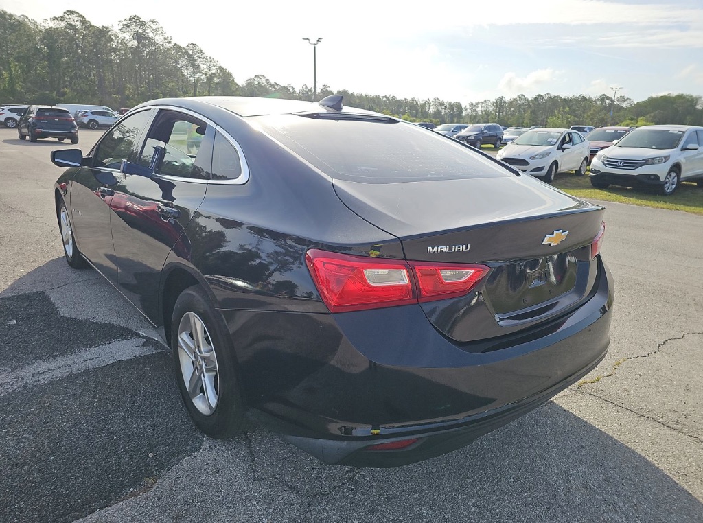 2023 Chevrolet Malibu - $16,500