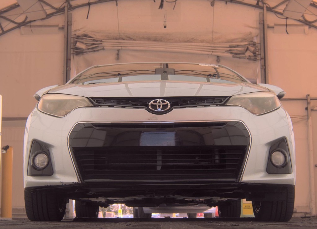 2015 Toyota Corolla - $10,400