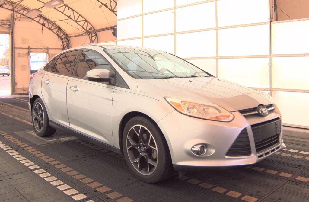 2013 Ford Focus - $6,999