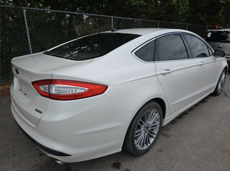 2014 Ford Fusion - $9,999